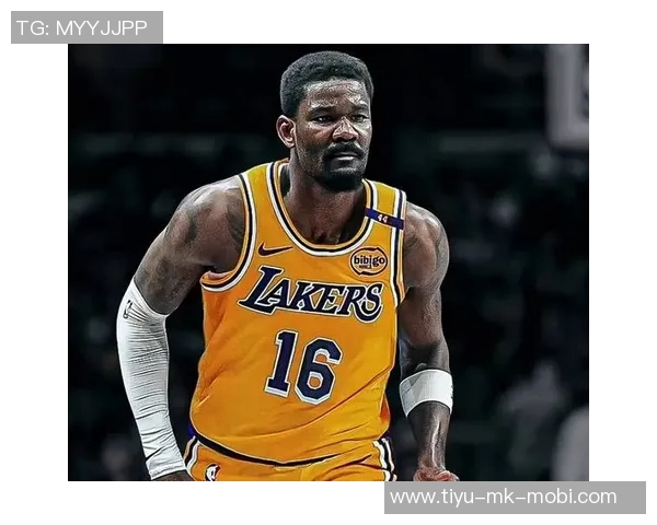 卧龙凤雏组合再现赛场风采美媒调侃艾顿与布朗尼的精彩对决 卧龙凤雏组合再现赛场风采美媒调侃艾顿与布朗尼的精彩对决