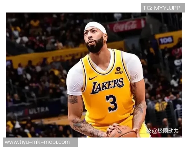 浓眉上半场表现惨淡未能得分仅贡献四板两助罚球全失引发球迷热议