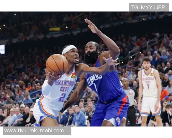 快船官方澄清泰伦卢言论哈登出战与否尚未确定 快船官方澄清泰伦卢言论哈登出战与否尚未确定