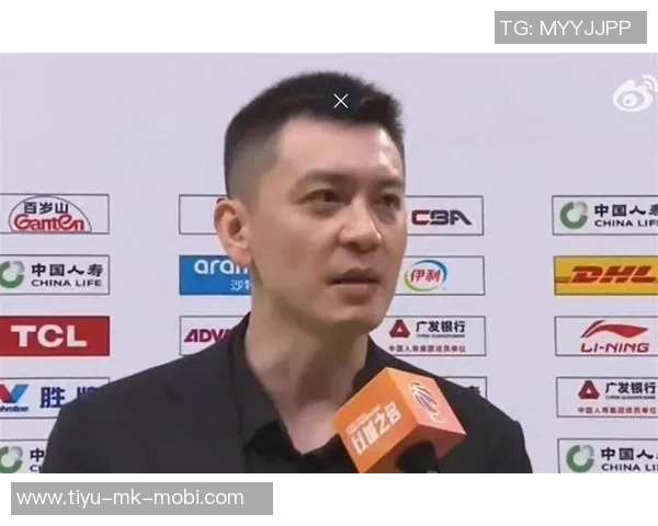 杨鸣分享解说经历感叹疲惫中收获快乐希望大家在工作中找到乐趣